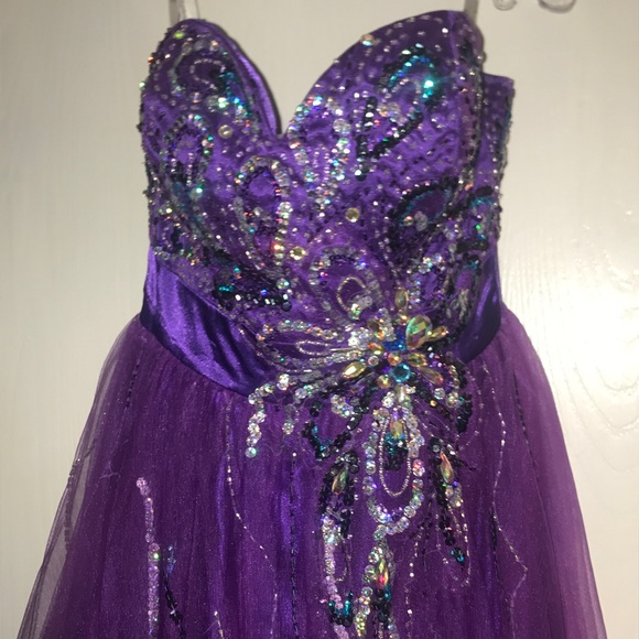 Prom Dress - Picture 1 of 3